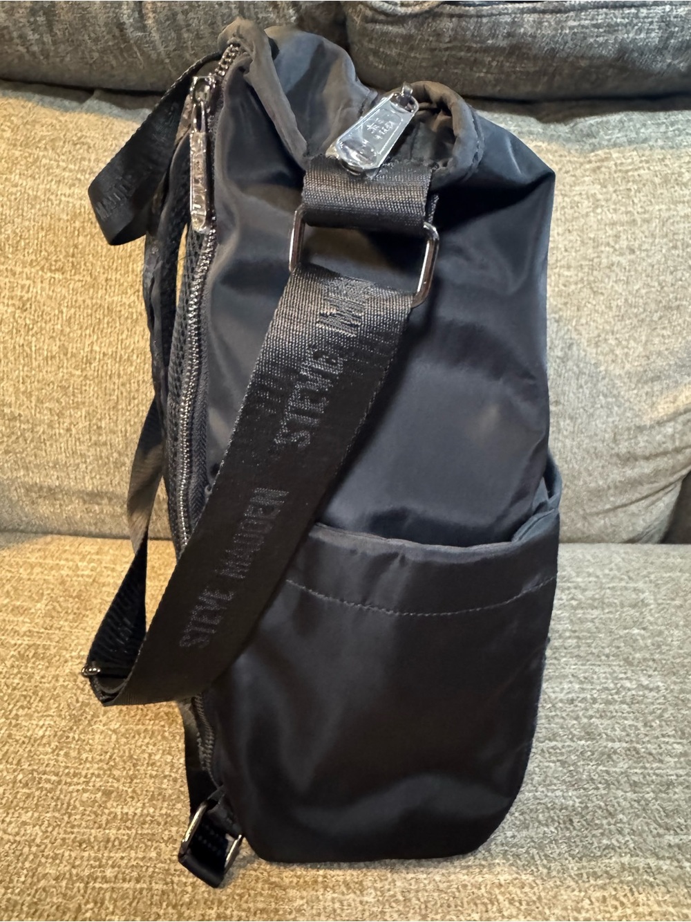 Steve Madden BMedhy Black Convertable  Backpack Style Tote - Picture 4 of 14